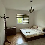 Comfort House Near Pyramids Ii